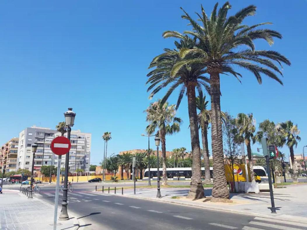 Reina Playa Lejlighed Valencia Eksteriør billede